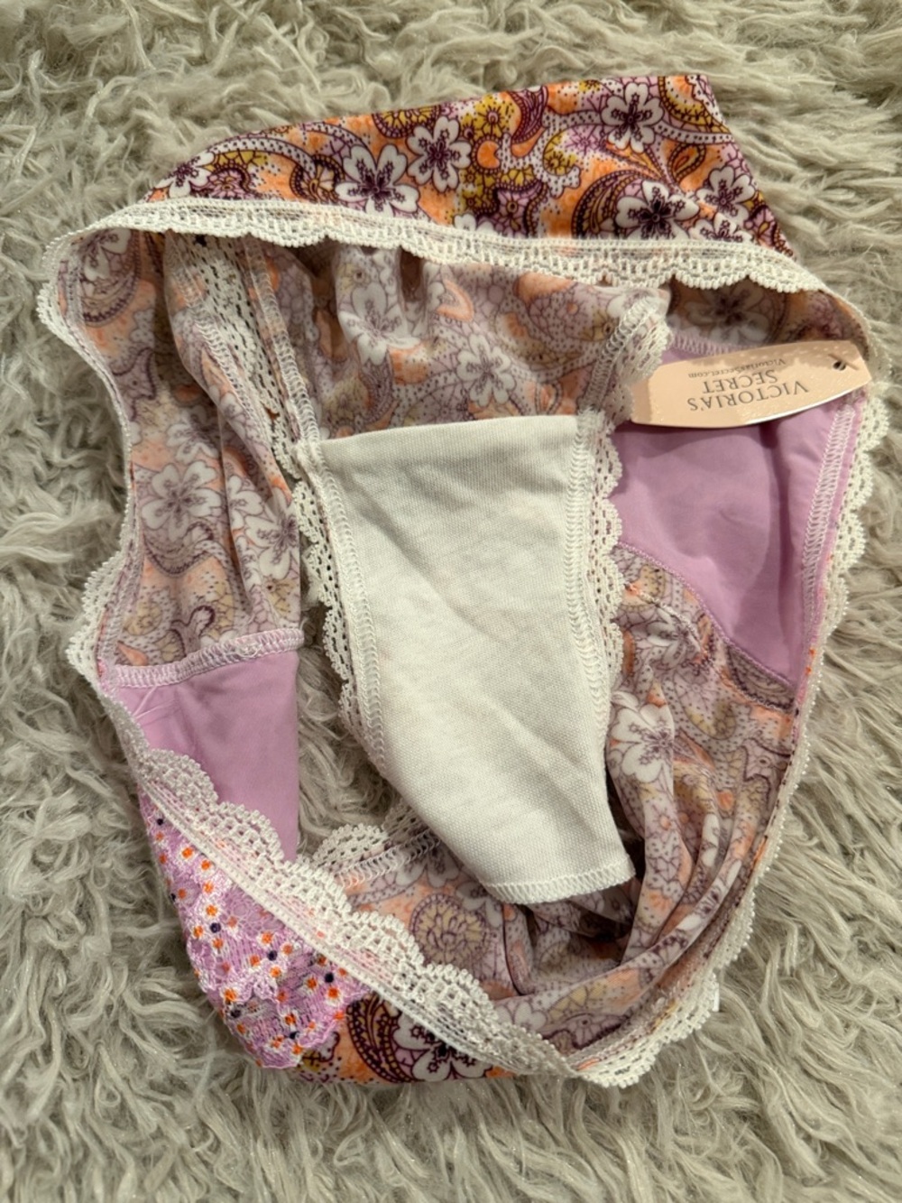 NWT Victoria’s Secret Lace Dream Angels Silky Smooth Lace Hiphugger VTG Small - Picture 7 of 7